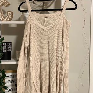 FREE PEOPLE SWEATER